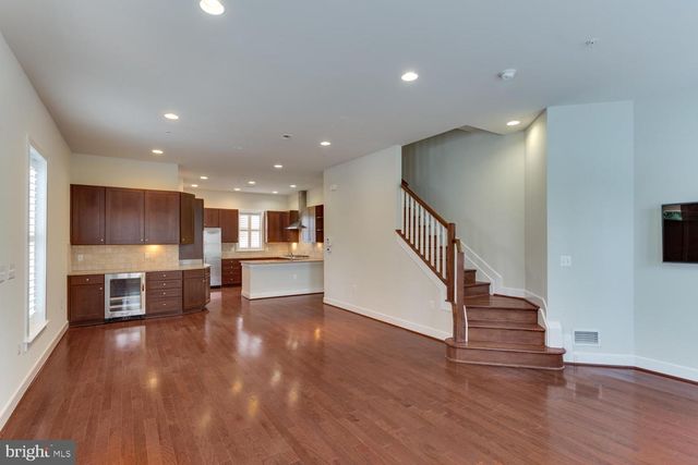701 MCKENZIE AVE, Alexandria, VA 22301