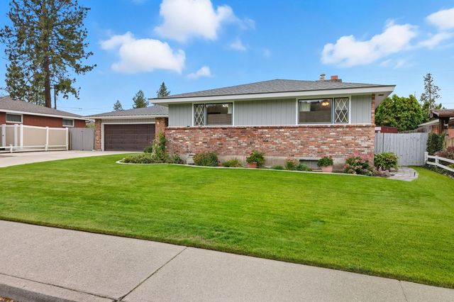 7231 N Drumheller St, Spokane, WA 99208