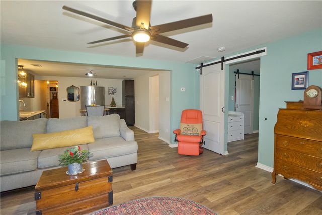 201 Water Street, Whitesboro, TX 76273