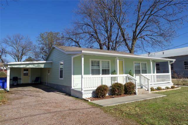 201 Water Street, Whitesboro, TX 76273