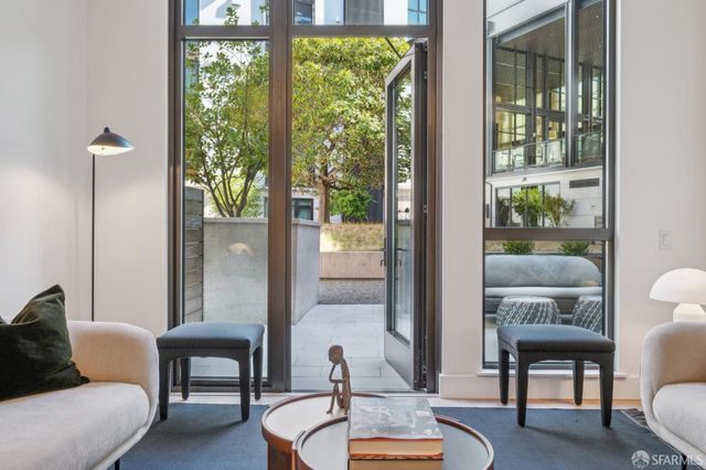1 Bristol Court 111, San Francisco, CA 94130