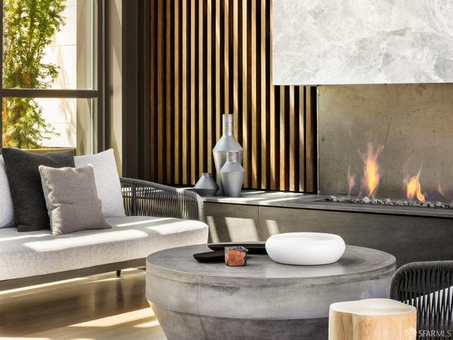 1 Bristol Court 111, San Francisco, CA 94130