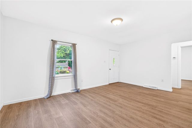 3213 Harding Ave, Hopewell Twp, PA 15001