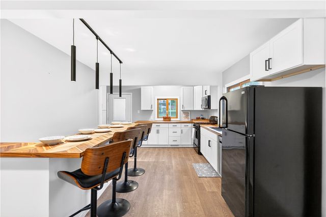 3213 Harding Ave, Hopewell Twp, PA 15001