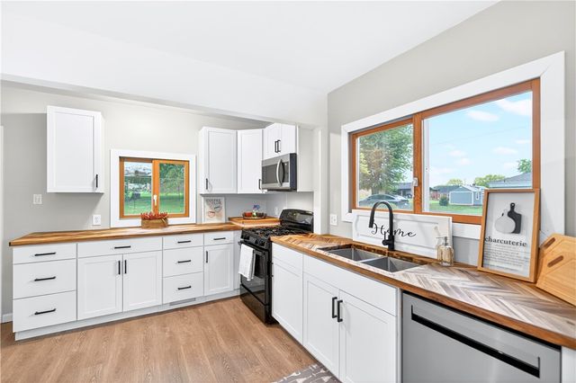 3213 Harding Ave, Hopewell Twp, PA 15001