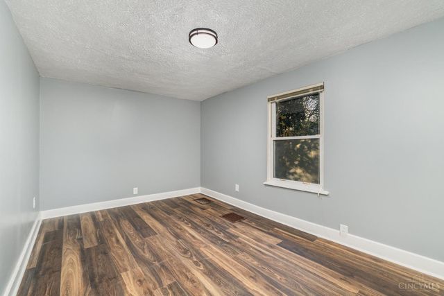 163 Washington Avenue, Glendale, OH 45246