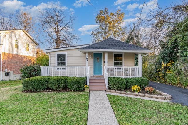 163 Washington Avenue, Glendale, OH 45246