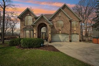 988 Danielson Court, Gurnee, IL 60031