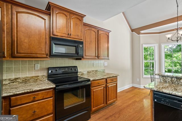 115 Blue Grass Way, Oxford, GA 30054