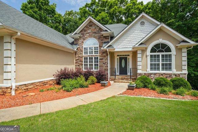 115 Blue Grass Way, Oxford, GA 30054