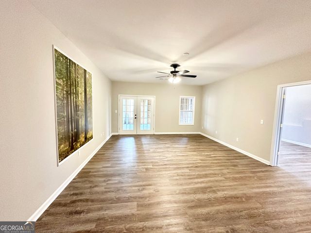 115 Blue Grass Way, Oxford, GA 30054