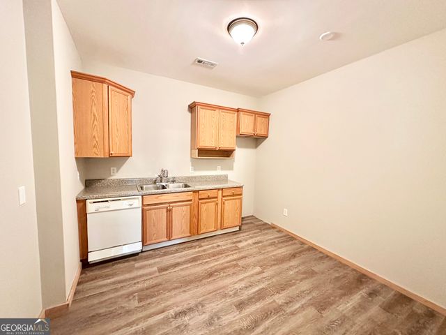 115 Blue Grass Way, Oxford, GA 30054