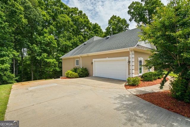 115 Blue Grass Way, Oxford, GA 30054