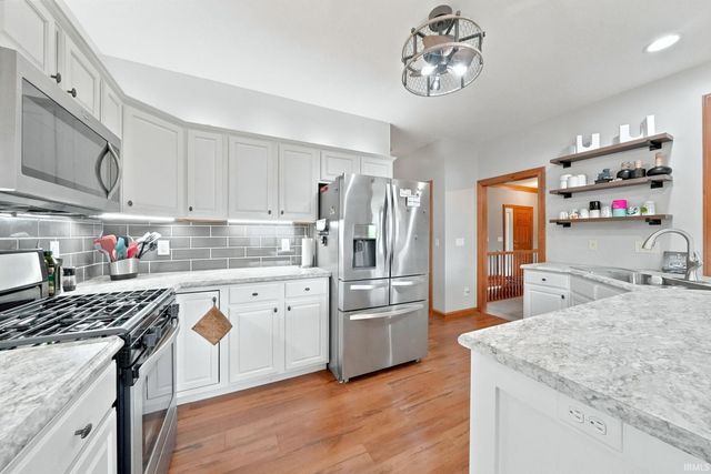 16134 Thunderbird Road, Huntertown, IN 46748