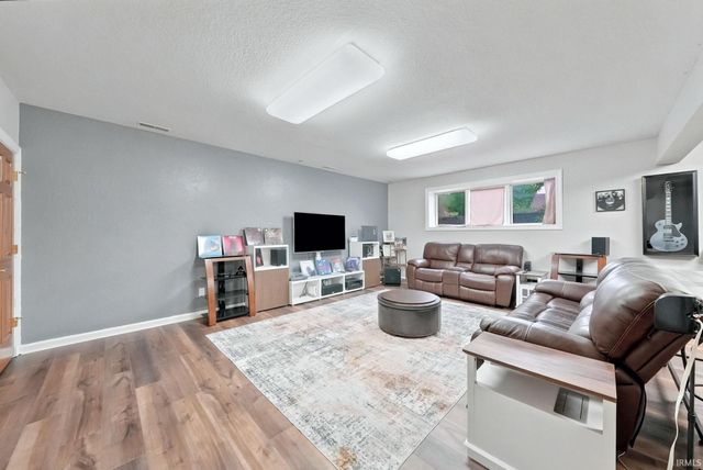 16134 Thunderbird Road, Huntertown, IN 46748