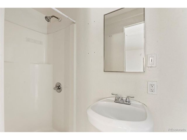 2918 W 2nd Ave, Denver, CO 80219
