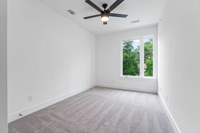 4114 W Olive Street, Rogers, AR 72756