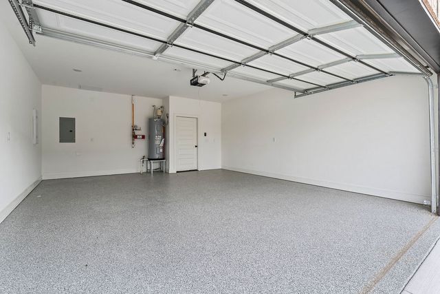 4114 W Olive Street, Rogers, AR 72756