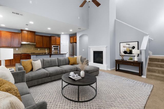 2008 Laneworth Ln, Roseville, CA 95747