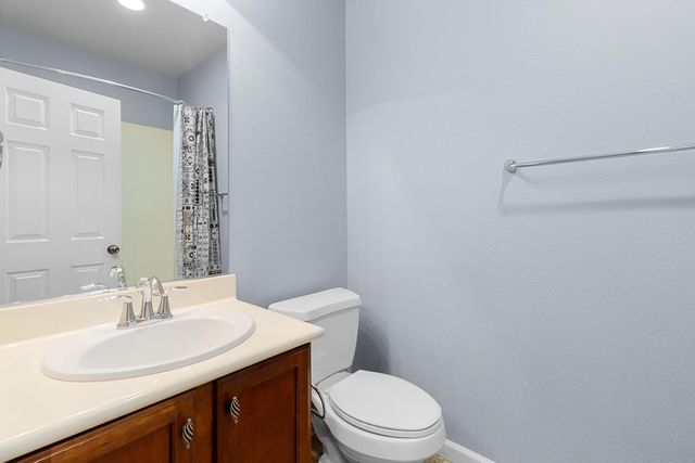 2008 Laneworth Ln, Roseville, CA 95747