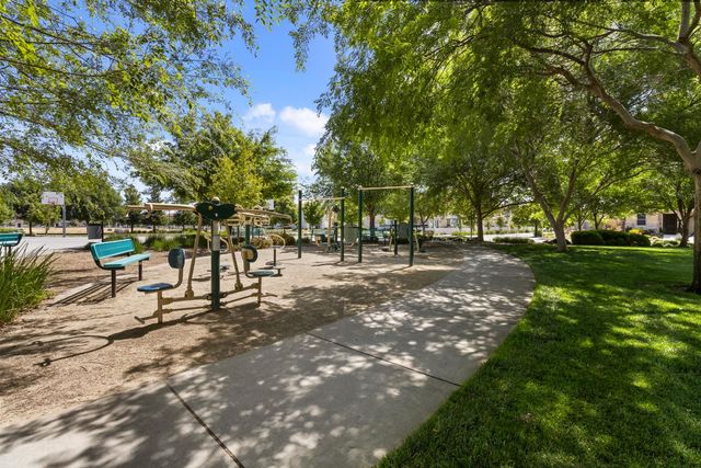 2008 Laneworth Ln, Roseville, CA 95747