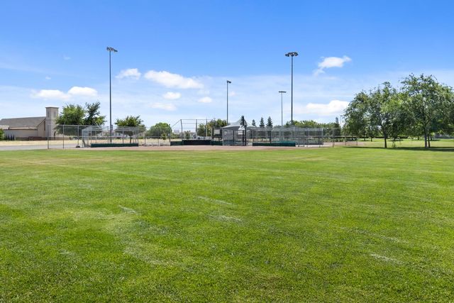 2008 Laneworth Ln, Roseville, CA 95747