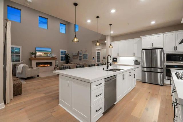 2911 Side Saddle Lane, Escondido, CA 92029