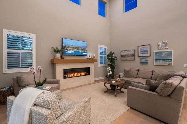 2911 Side Saddle Lane, Escondido, CA 92029