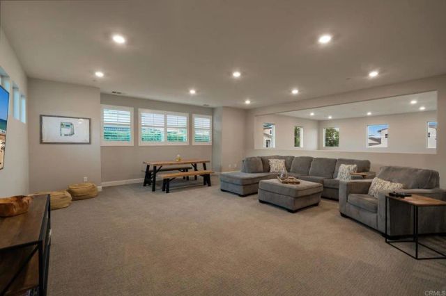 2911 Side Saddle Lane, Escondido, CA 92029