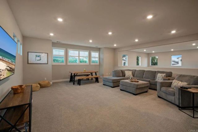 2911 Side Saddle Lane, Escondido, CA 92029