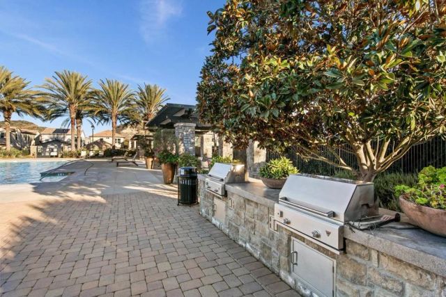 2911 Side Saddle Lane, Escondido, CA 92029