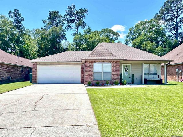 25895 Stonehenge Dr, Denham Springs, LA 70726