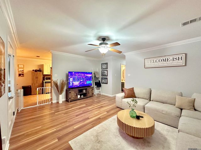 25895 Stonehenge Dr, Denham Springs, LA 70726