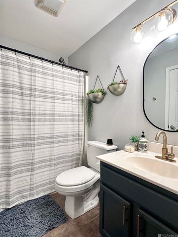 25895 Stonehenge Dr, Denham Springs, LA 70726