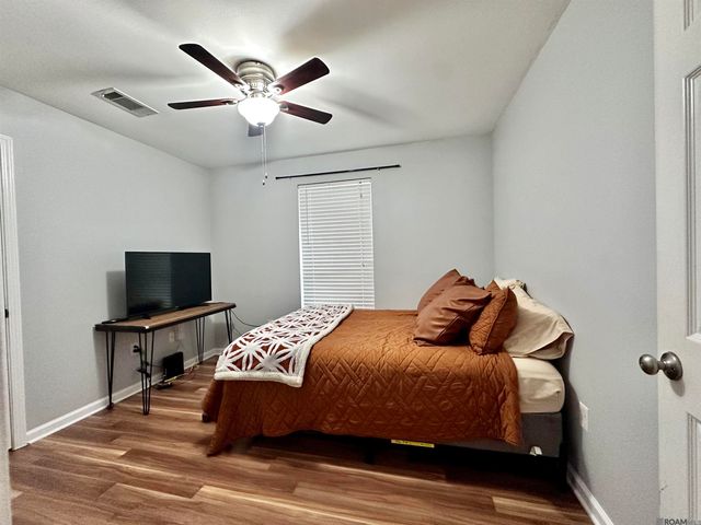 25895 Stonehenge Dr, Denham Springs, LA 70726