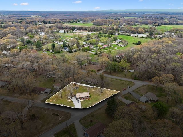 687 Cindy Hollow Rd, Estill Springs, TN 37330