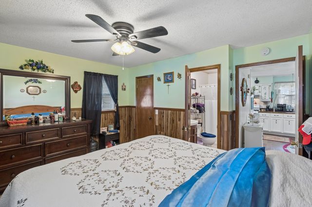 687 Cindy Hollow Rd, Estill Springs, TN 37330