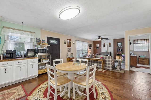 687 Cindy Hollow Rd, Estill Springs, TN 37330