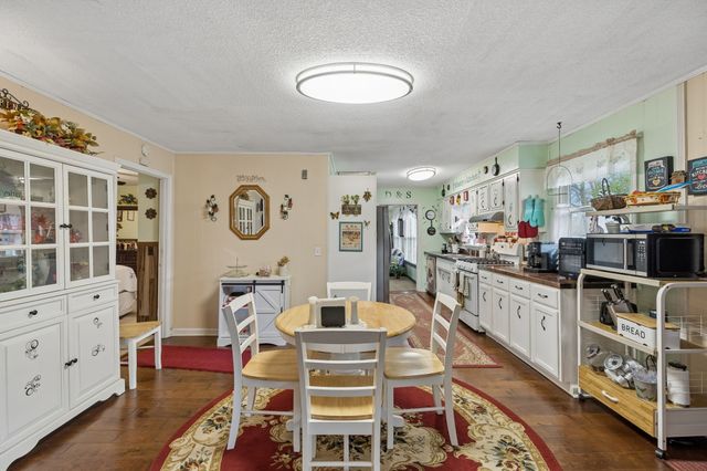 687 Cindy Hollow Rd, Estill Springs, TN 37330