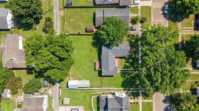606 Holly Avenue, South Pittsburg, TN 37380