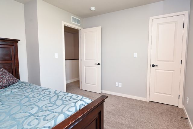 1320 NE 2nd Street, Stuart, IA 50250