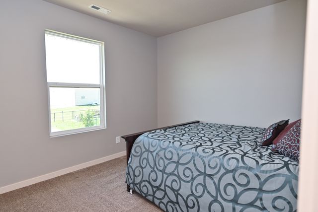 1320 NE 2nd Street, Stuart, IA 50250