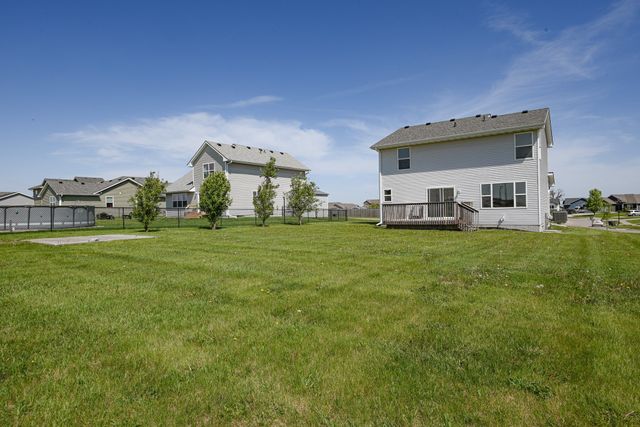1320 NE 2nd Street, Stuart, IA 50250