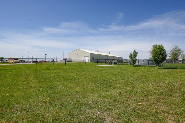 1320 NE 2nd Street, Stuart, IA 50250