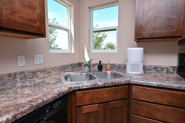 1320 NE 2nd Street, Stuart, IA 50250