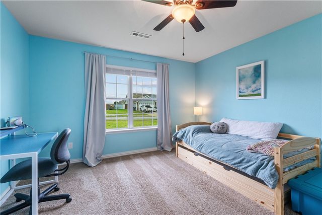 1461 General Parson Drive, Prairie Grove, AR 72753