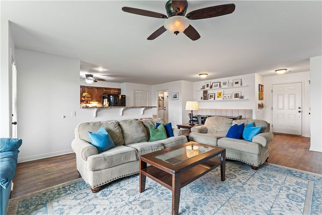 1461 General Parson Drive, Prairie Grove, AR 72753