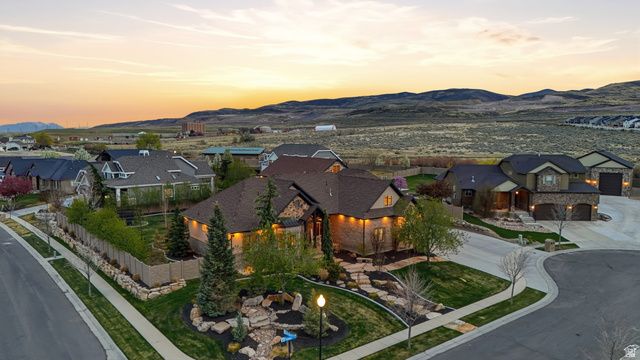 3317 W TUCANNON CV, Bluffdale, UT 84065