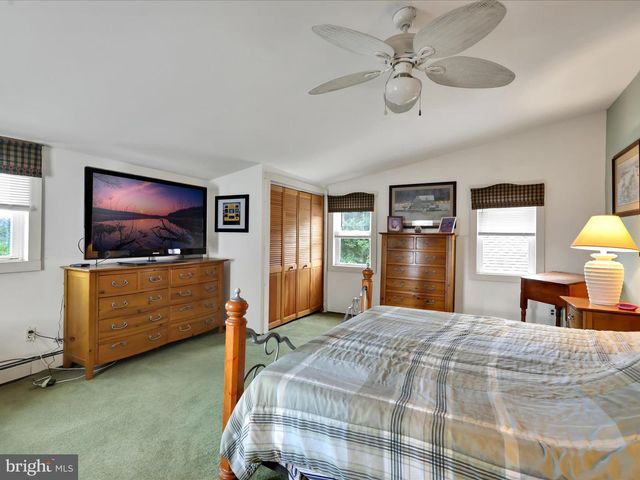 1443 SHUMAKER RD, Manheim, PA 17545
