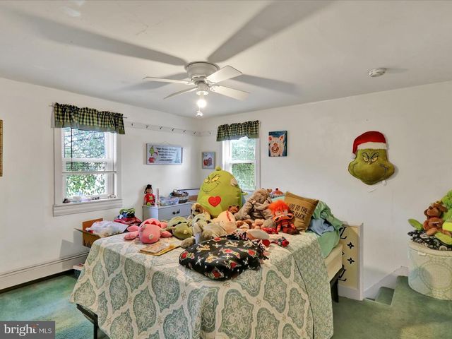 1443 SHUMAKER RD, Manheim, PA 17545
